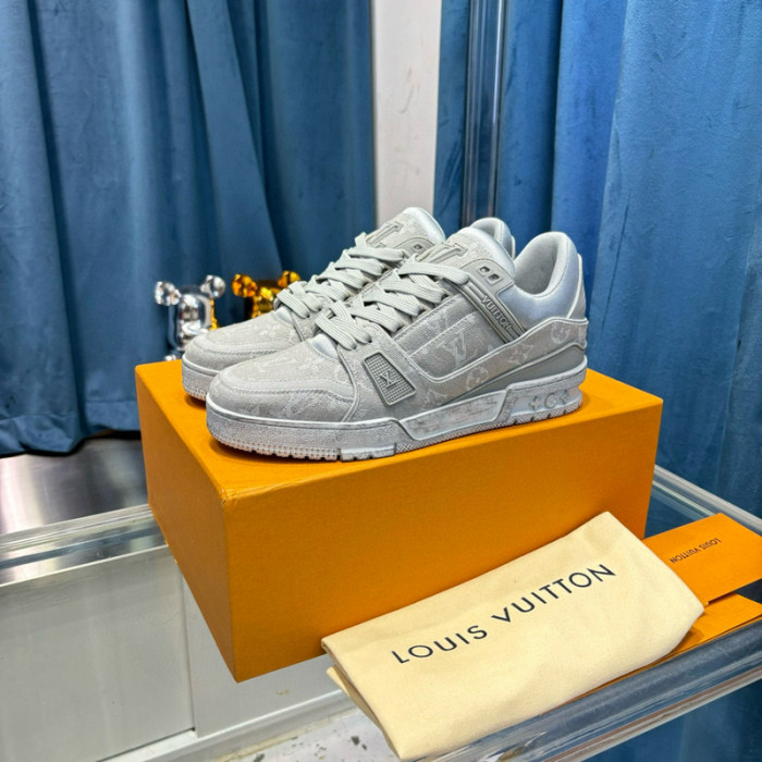 lovt sneaker