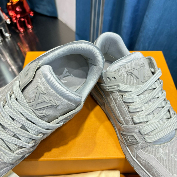 lovt sneaker