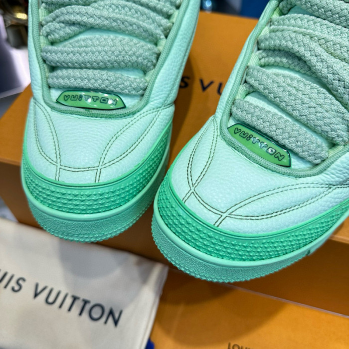 lovt sneaker
