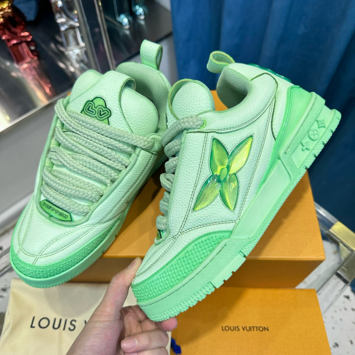 lovt sneaker