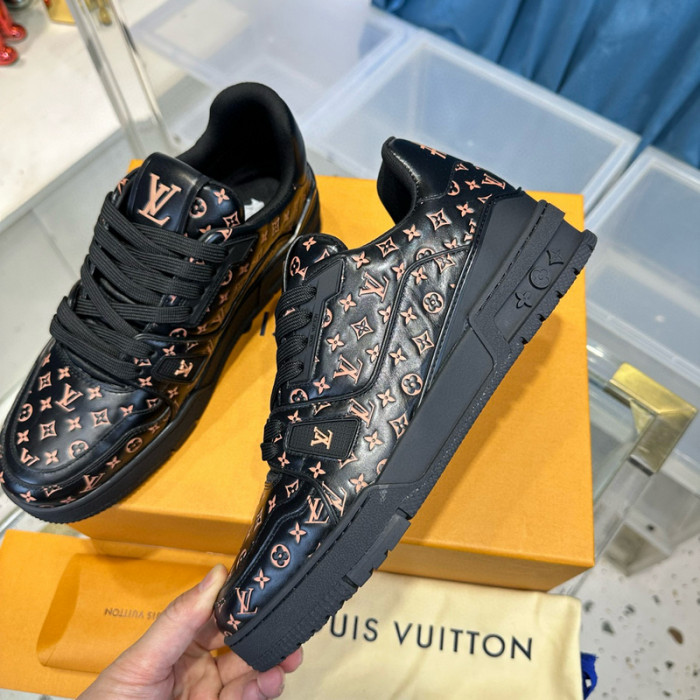 lovt sneaker