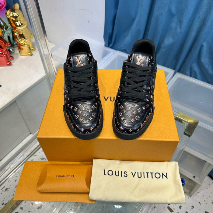 lovt sneaker