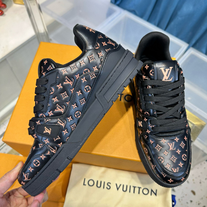 lovt sneaker