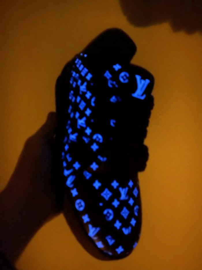 lovt sneaker