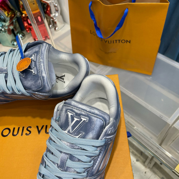 lovt sneaker