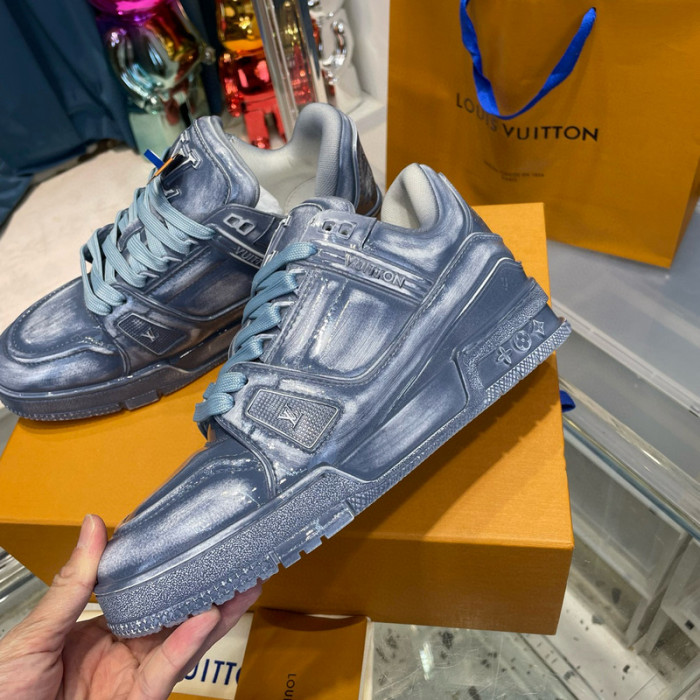 lovt sneaker