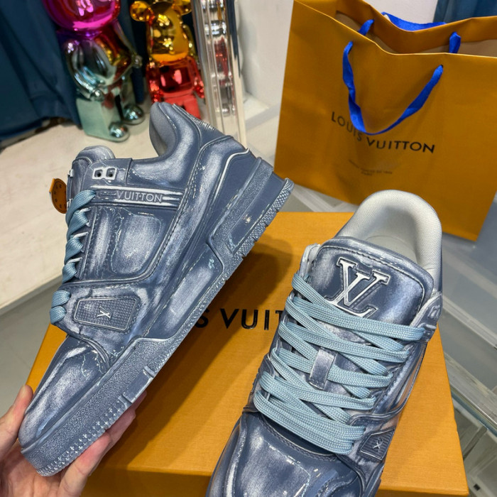 lovt sneaker