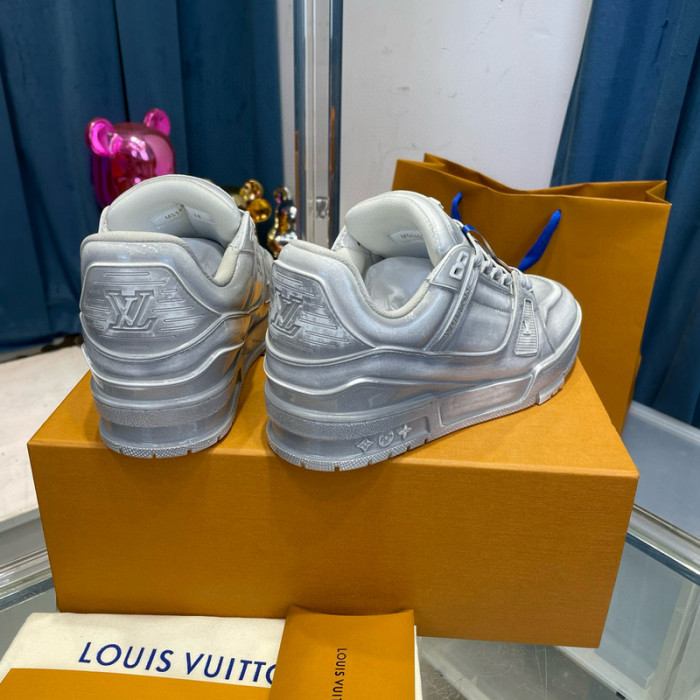 lovt sneaker