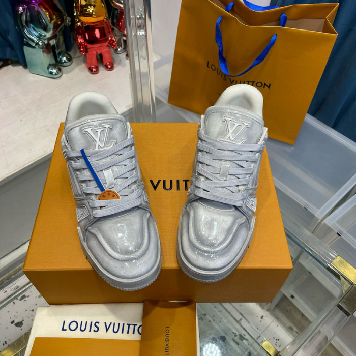 lovt sneaker
