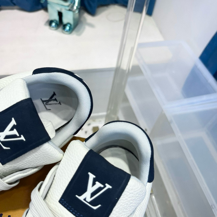 lovt sneaker