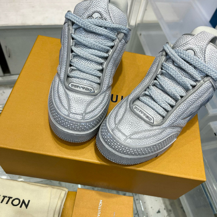 lovt sneaker