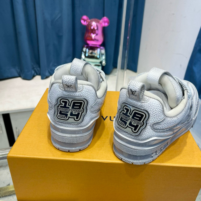 lovt sneaker