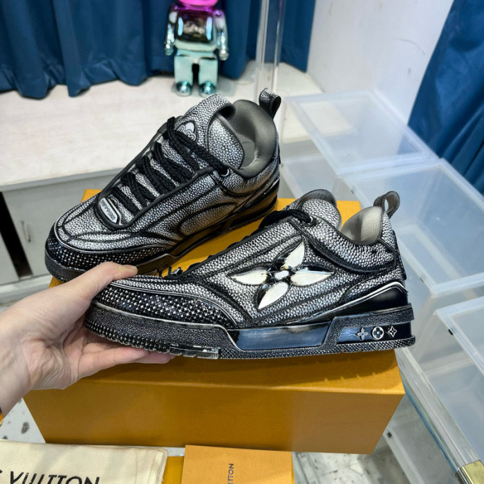 lovt sneaker