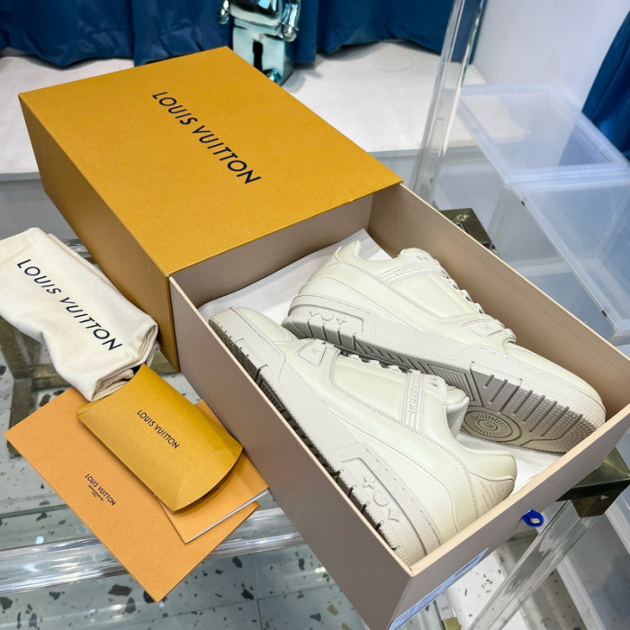 lovt sneaker