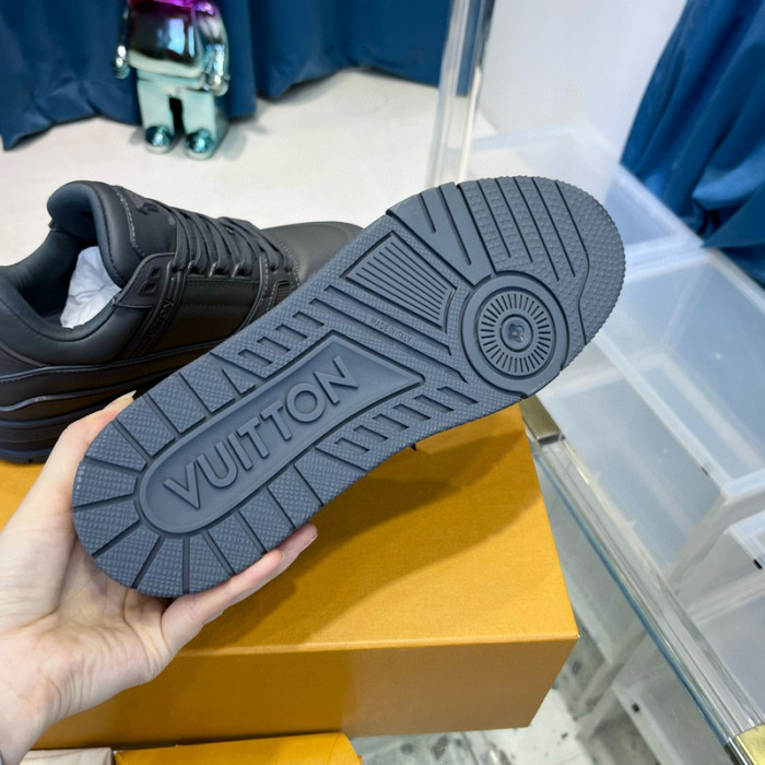 lovt sneaker