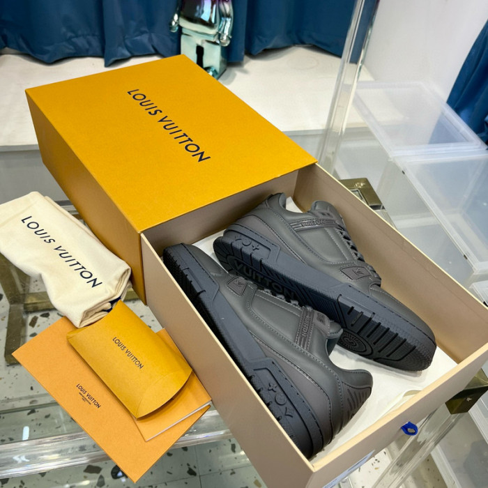lovt sneaker