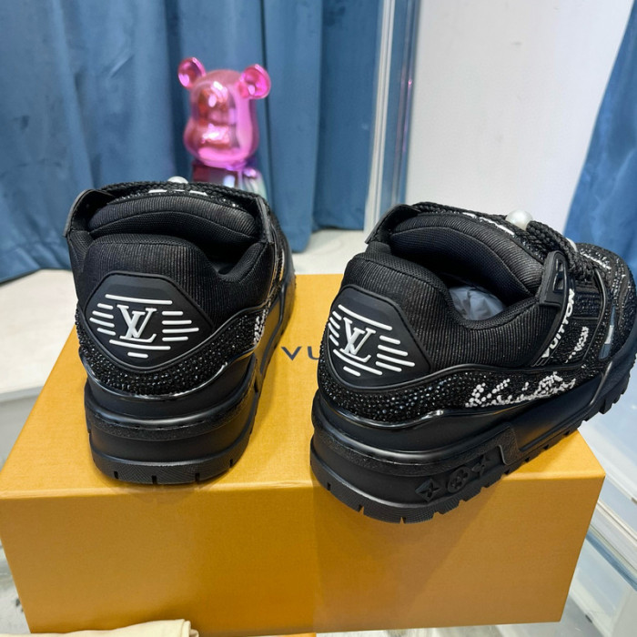 lovt sneaker