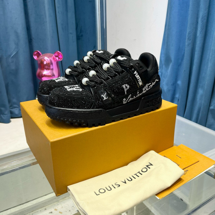 lovt sneaker