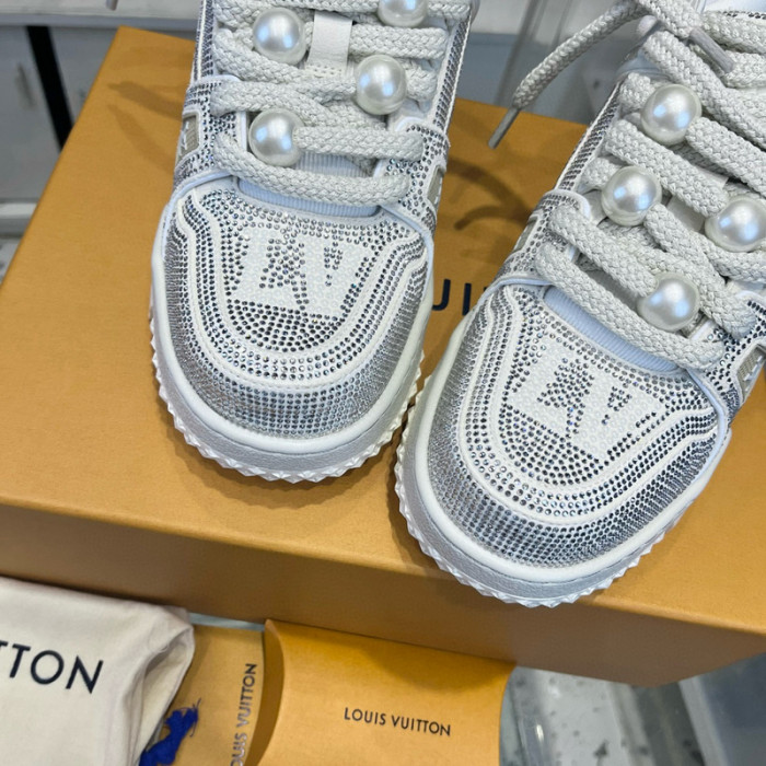 lovt sneaker