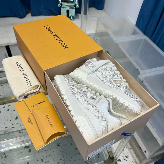 lovt sneaker