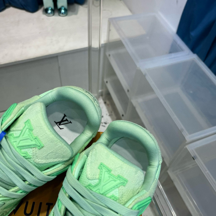 lovt sneaker