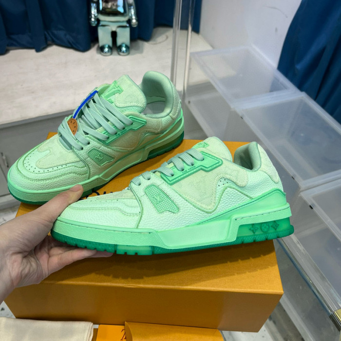 lovt sneaker