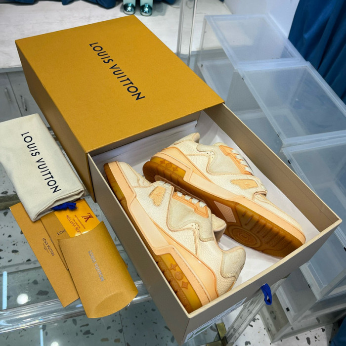 lovt sneaker