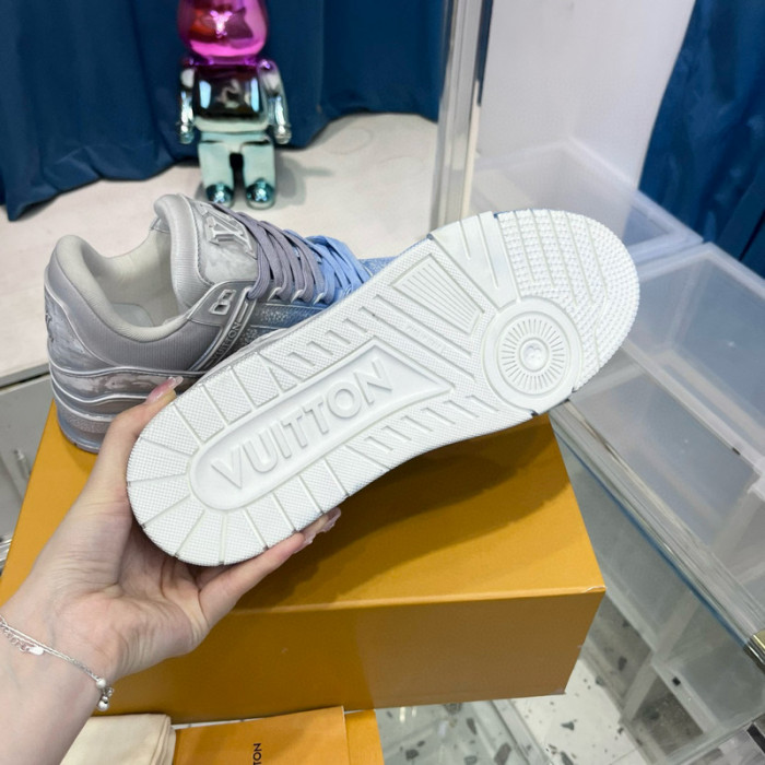lovt sneaker
