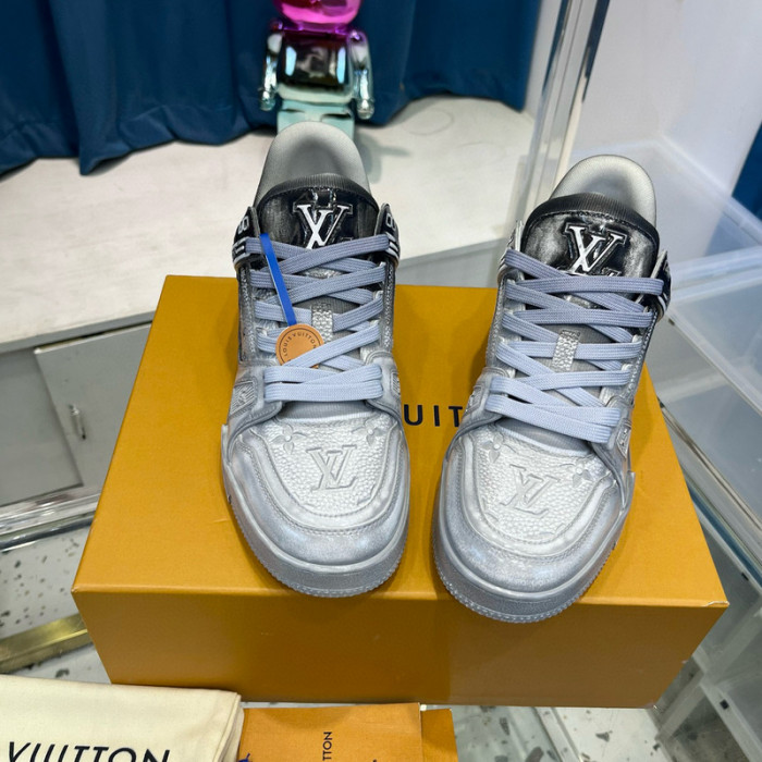 lovt sneaker