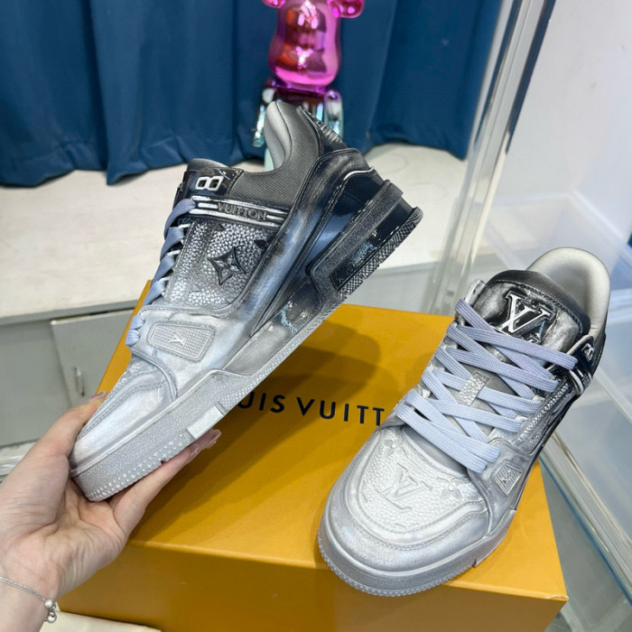 lovt sneaker
