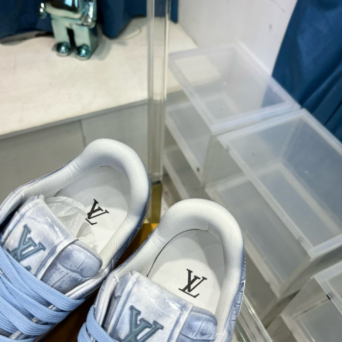 lovt sneaker