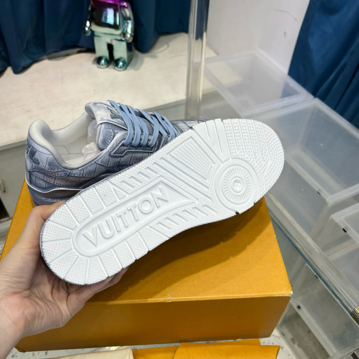 lovt sneaker
