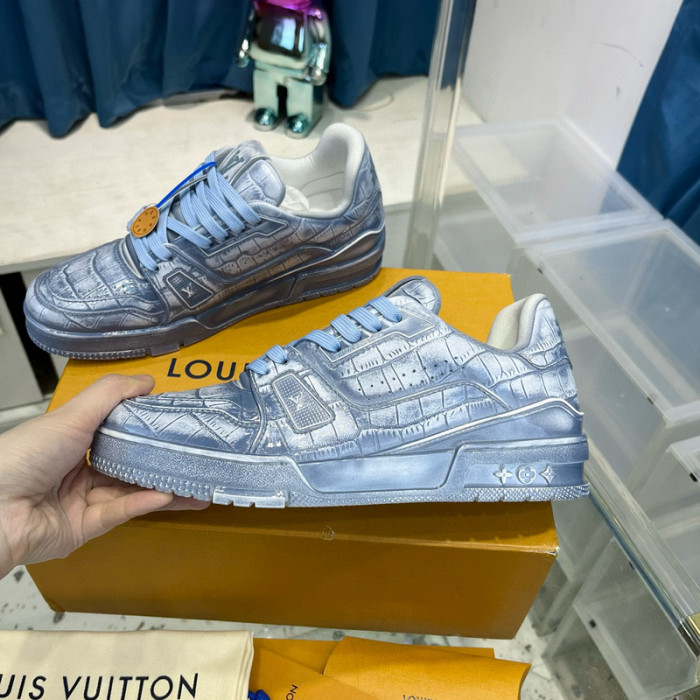 lovt sneaker