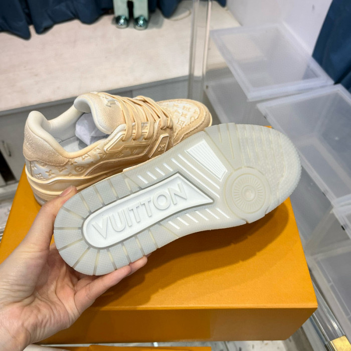 lovt sneaker