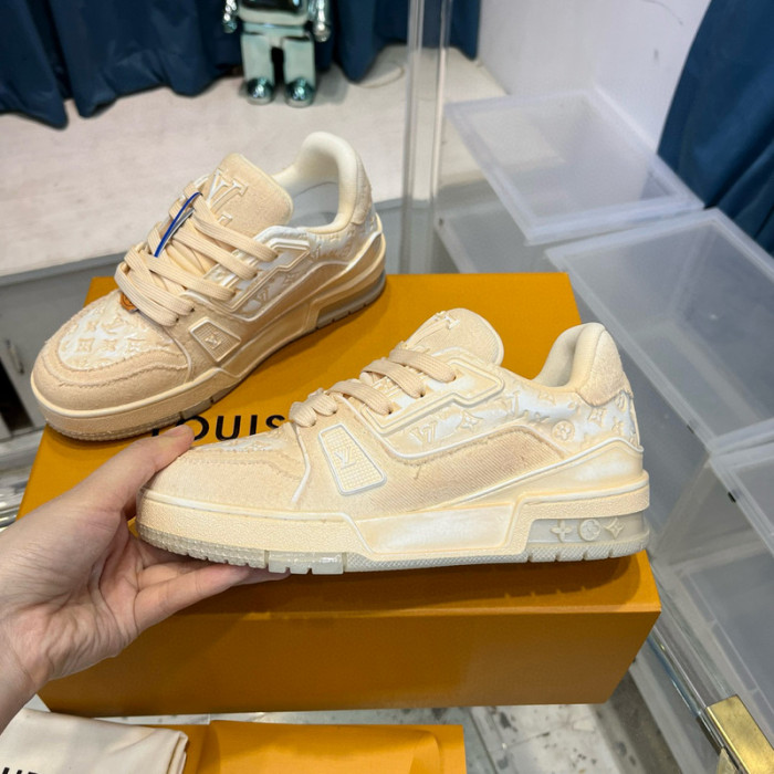 lovt sneaker