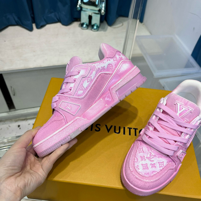 lovt sneaker