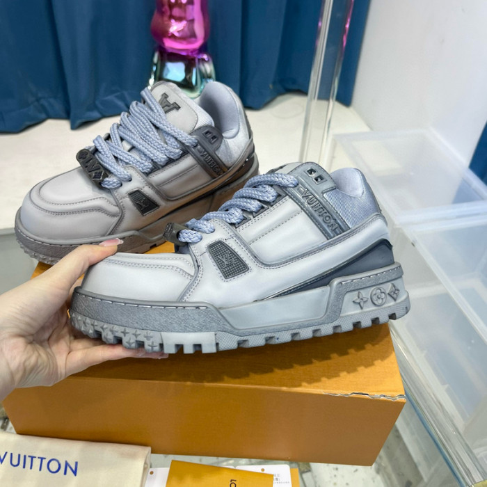 lovt sneaker