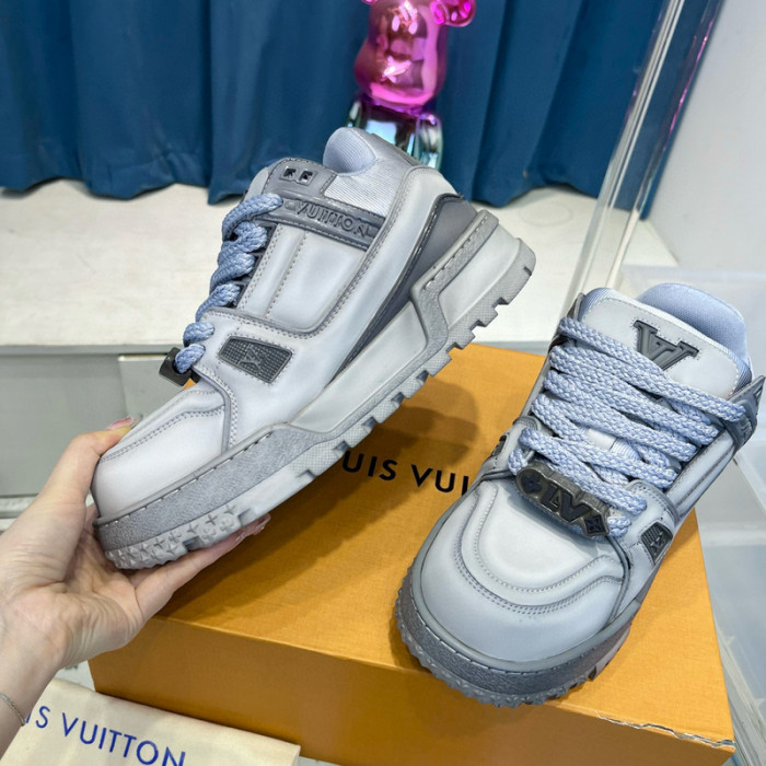 lovt sneaker