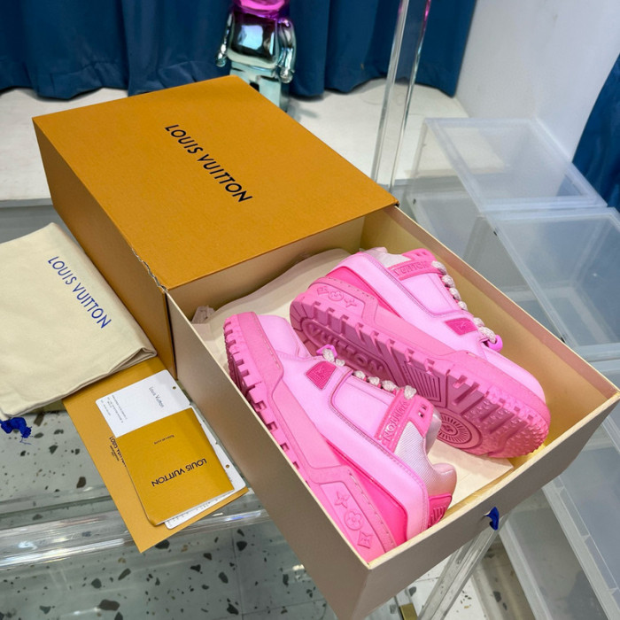 lovt sneaker