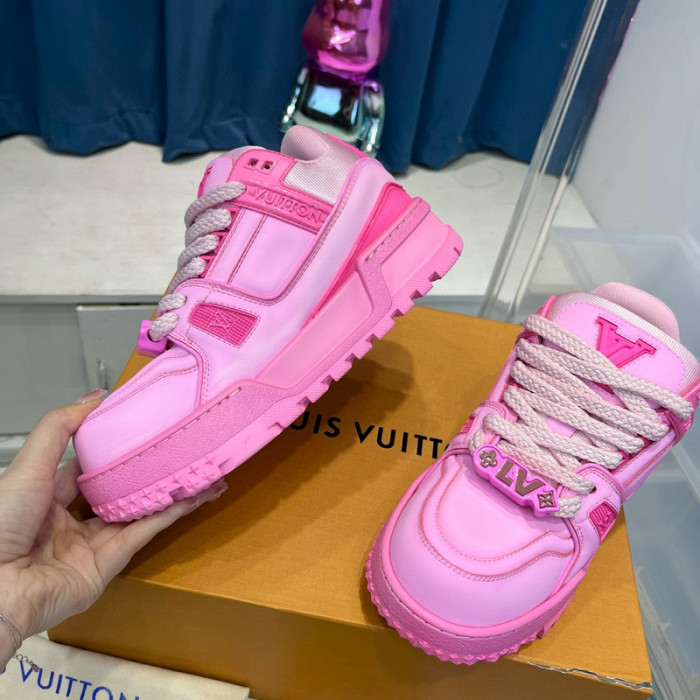 lovt sneaker