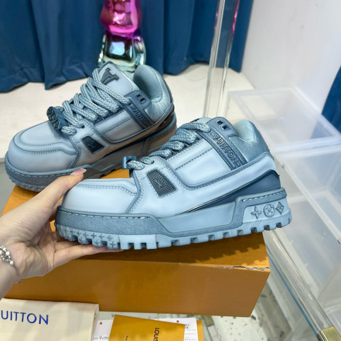 lovt sneaker