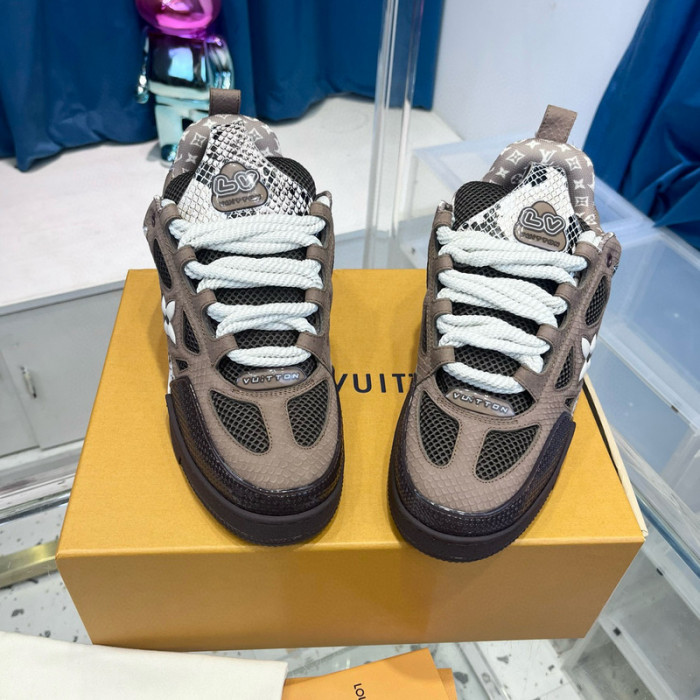 lovt sneaker