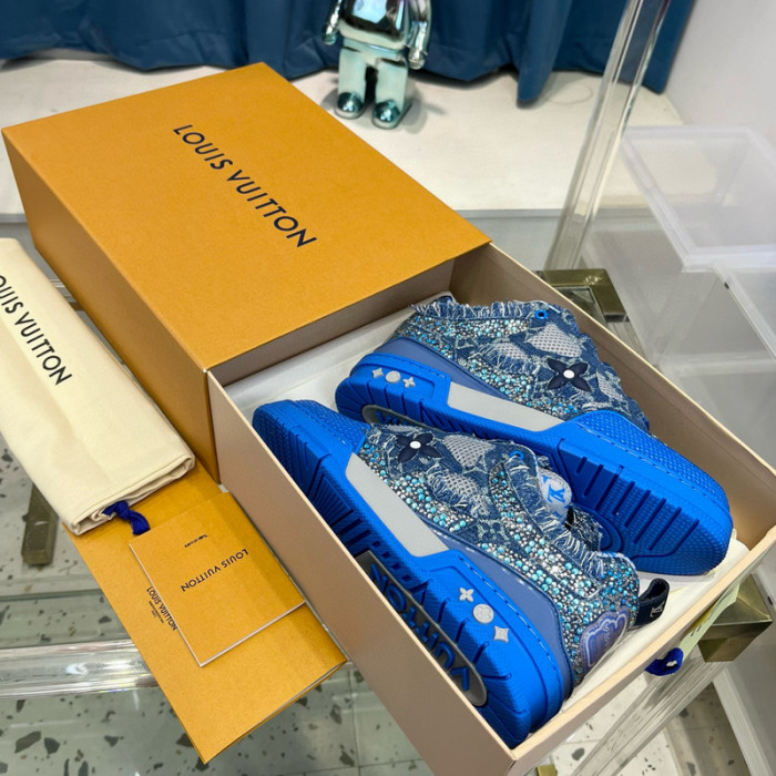 lovt sneaker