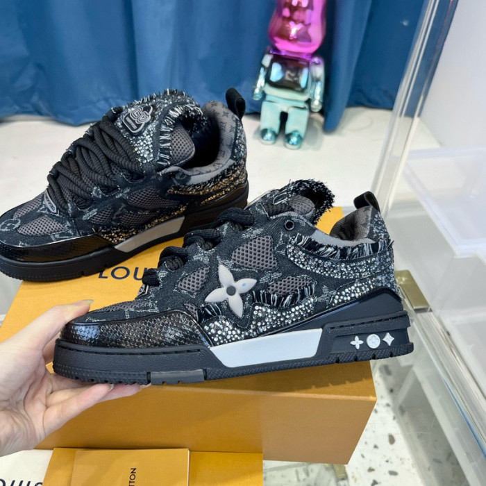 lovt sneaker