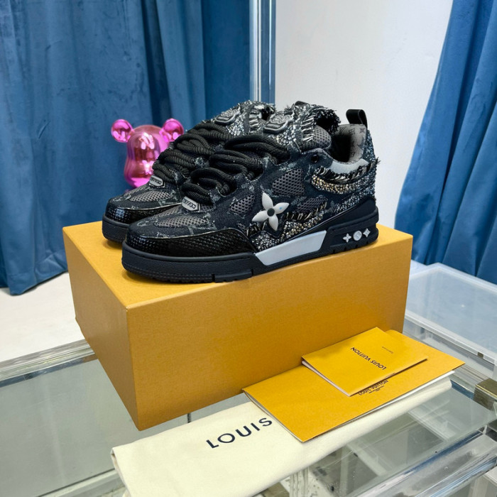 lovt sneaker
