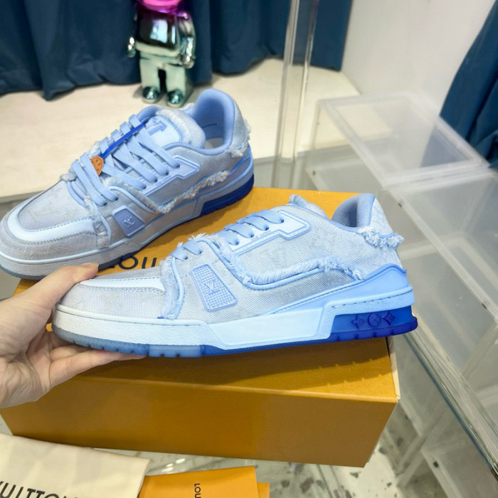 lovt sneaker