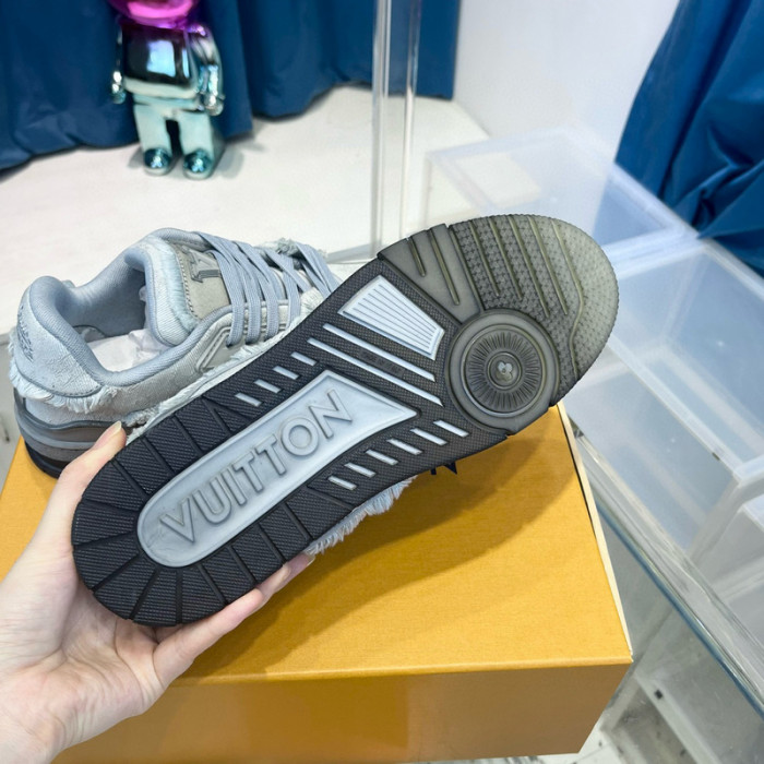 lovt sneaker