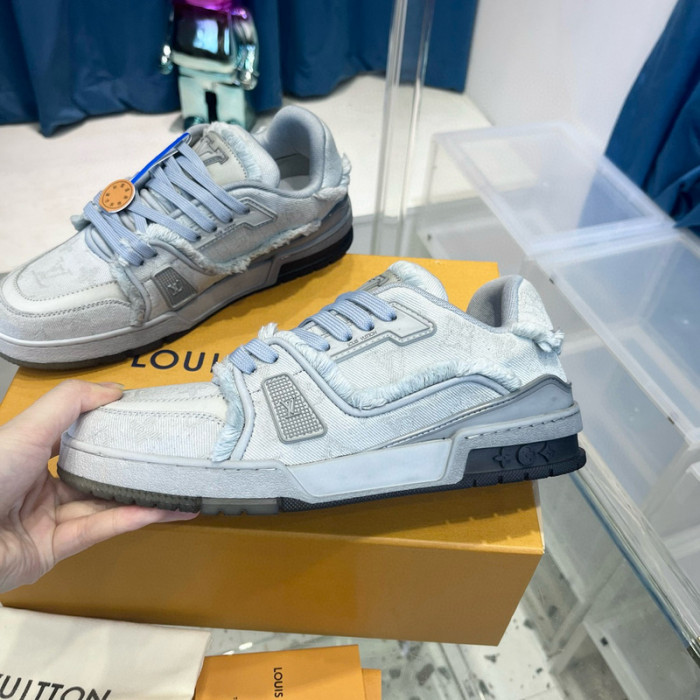 lovt sneaker