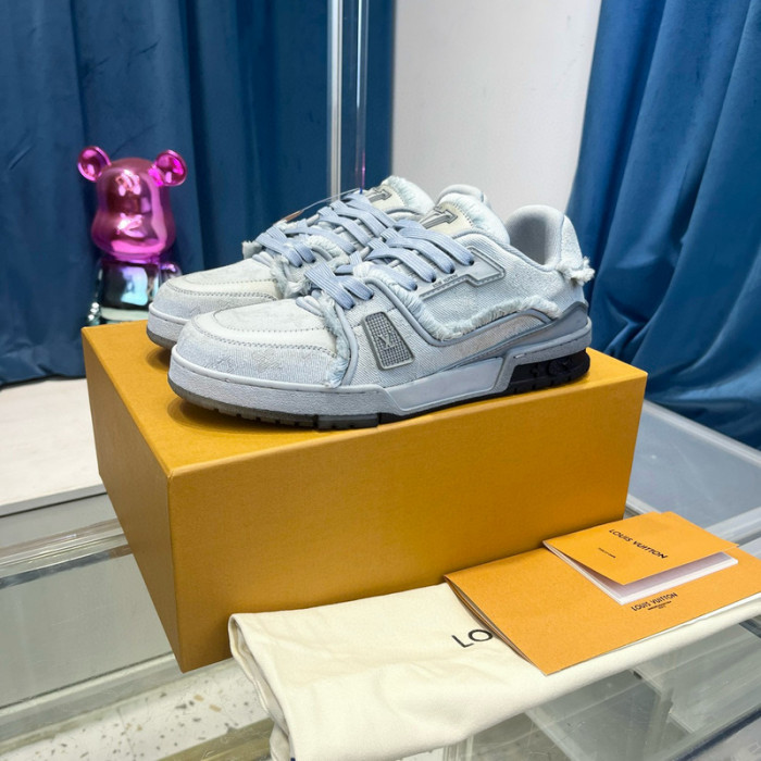 lovt sneaker