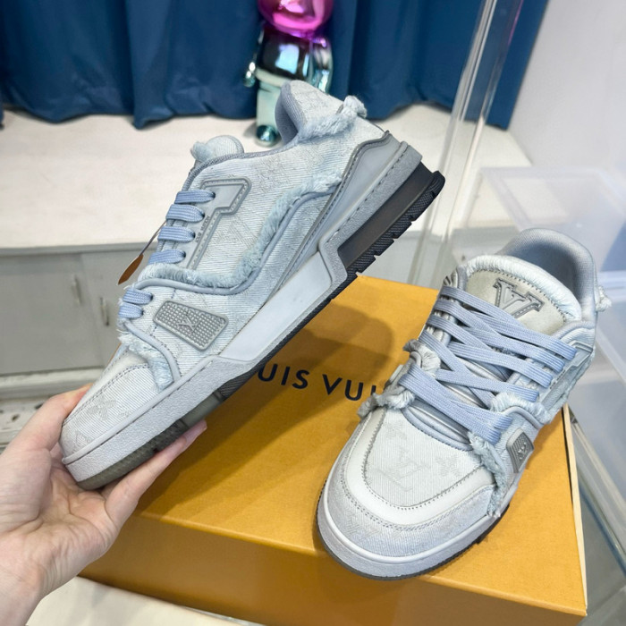 lovt sneaker